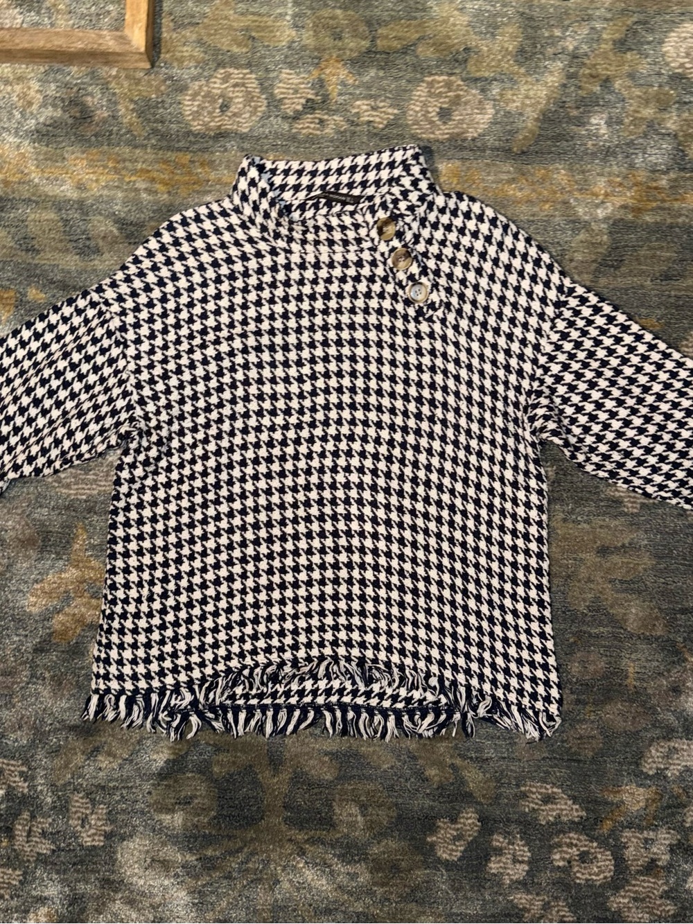 Zara Navy & White Houndstooth Button-Neck Sweater Top